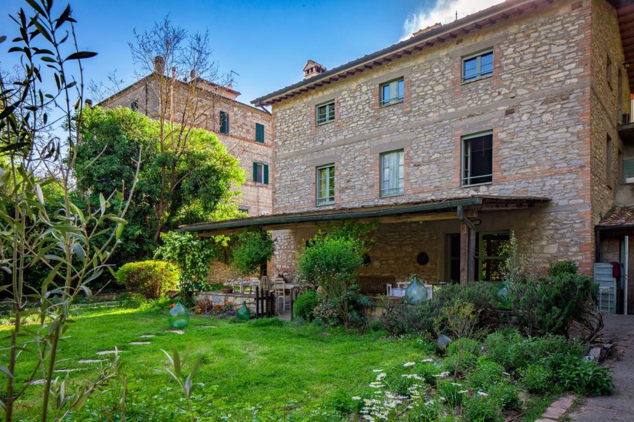 Locanda Quattro Vesta ซานกัสชาโน ดี บาญญี ภายนอก รูปภาพ
